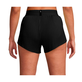 W NK ARSWFT DFADV MR 3IN SHORT MUJER FN2328-010