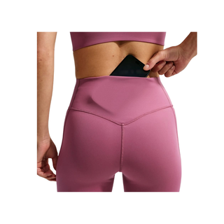 W NK DF UNVRSA HR 7/8 TGHT PKT MUJER HQ6813-654