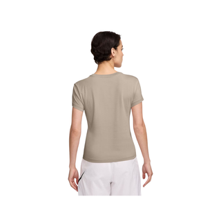W NSW NK CHLLKNT CRP TEE EG CC MUJER IU4496-133