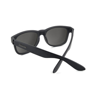 Black on Black Fort Knocks