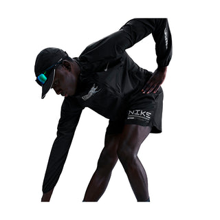 M NK WNTRZ CHLNGR 5IN 2IN1 SHO HOMBRE HV2679-010