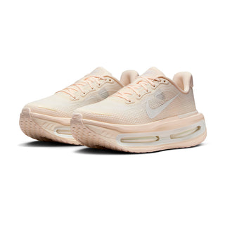 W NIKE VOMERO PREMIUM ESS MUJER IQ8102-100