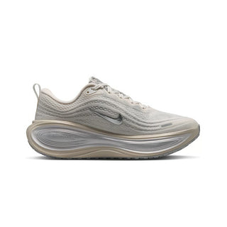 W NIKE VOMERO PLUS SE MUJER IM8331-001