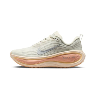 W NIKE VOMERO PLUS WOMEN HV8154-012